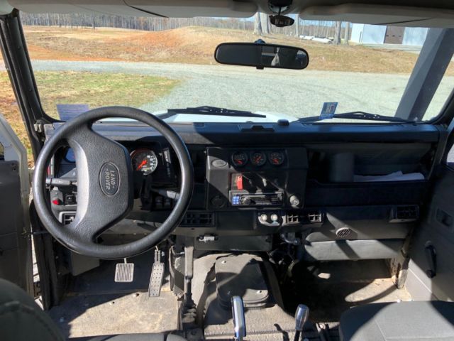 1991 Land Rover Defender -- - photo 3