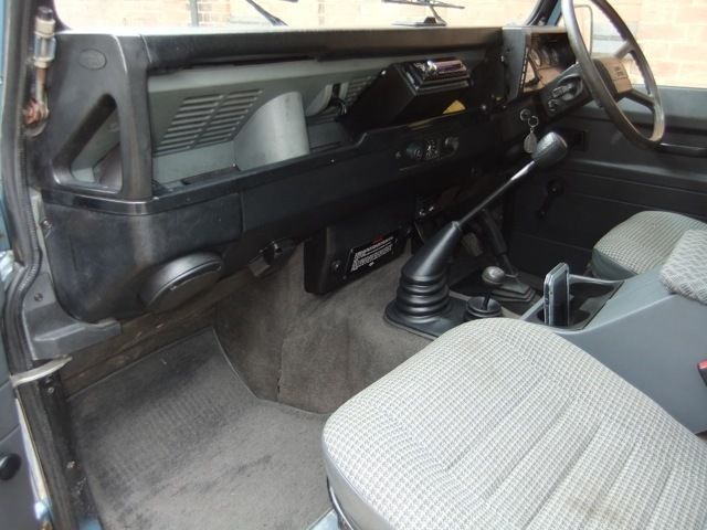1991 Land Rover Defender - photo 7
