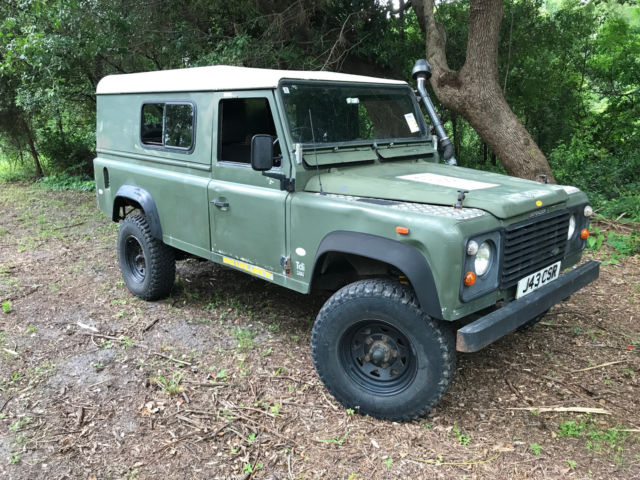 1991 Land Rover Defender 110 3-door van turbo diesel 200tdi manual 4x4 2-door 1980 Land Rover Defender