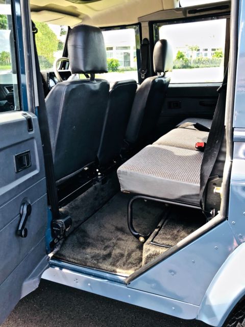 1991 Land Rover Defender Defender 110 - photo 11