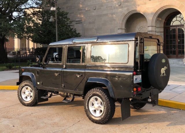 1991 Land Rover Defender 4 door wagon - photo 3