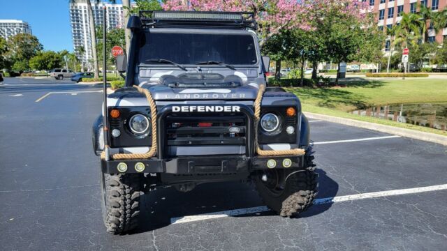 1991 Land Rover Defender 110 4dr 4WD SUV - photo 3