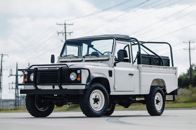 1991 Land Rover Defender Frame Off Restoration - photo 3