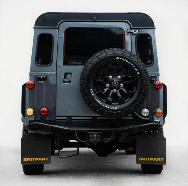 1991 Land Rover Defender 110 - photo 8