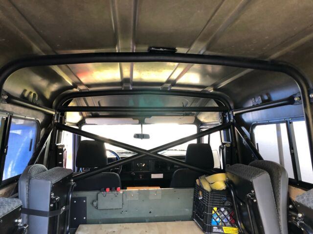 1991 Land Rover Defender 110 - photo 11