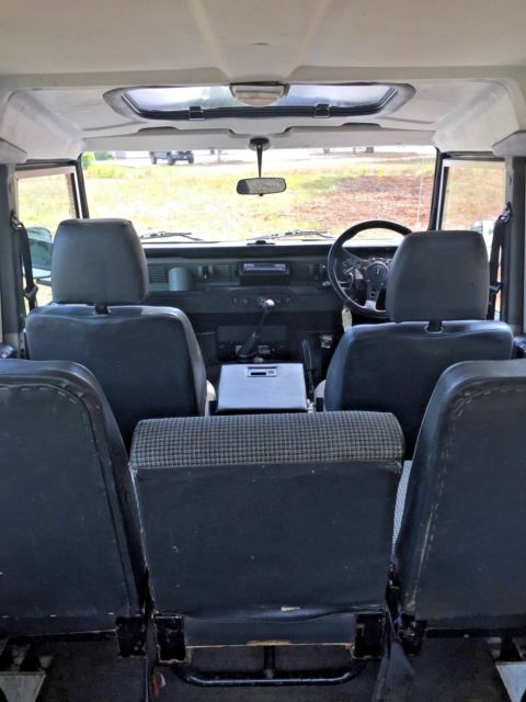 1991 Land Rover Defender County Station Wagon - photo 10