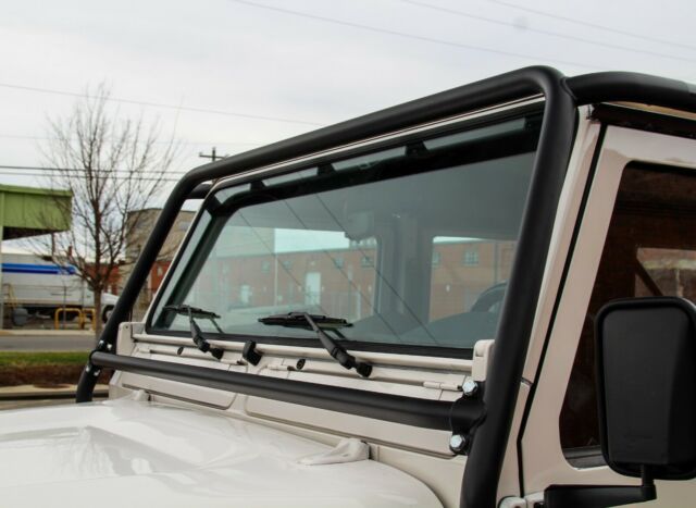 1991 Land Rover Defender 110 - photo 9