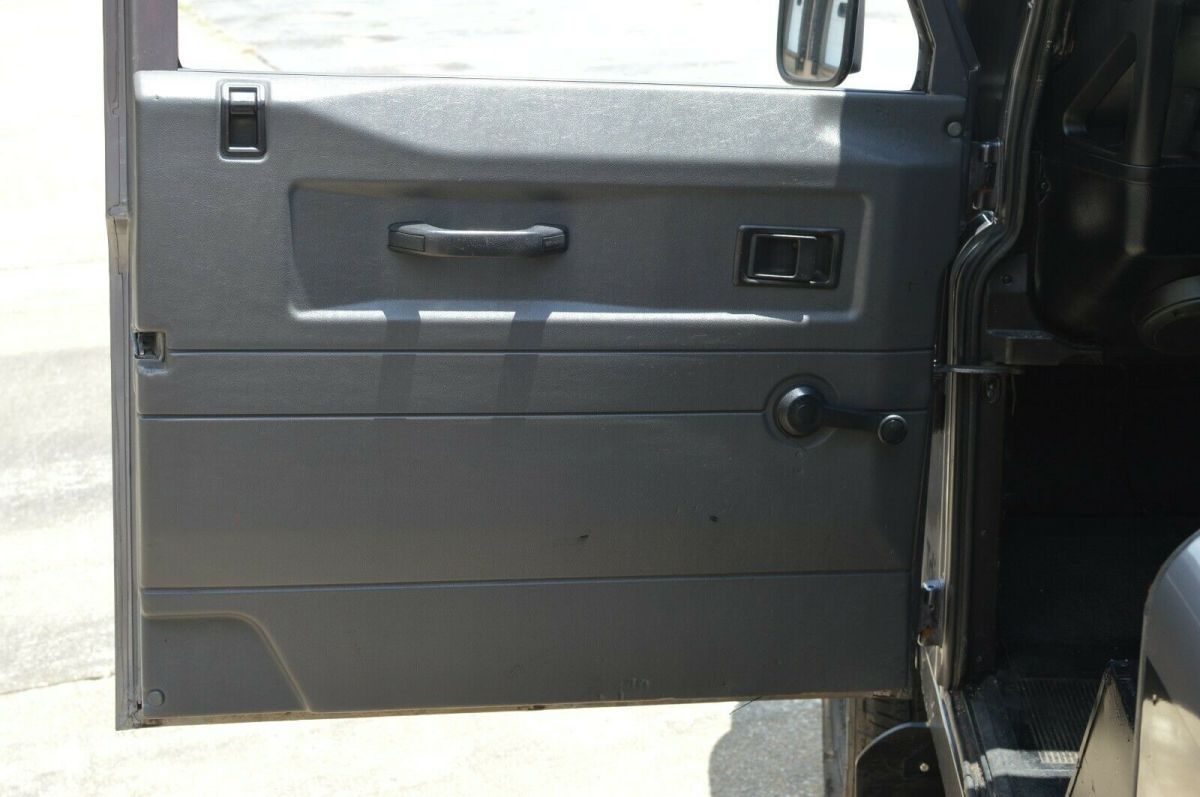 1991 Land Rover Defender - photo 13