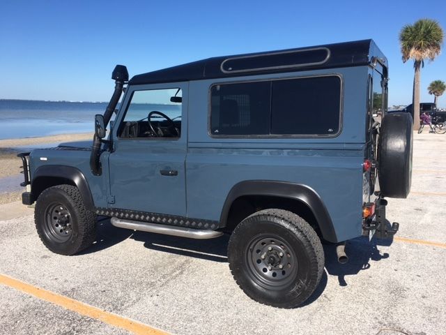 1991 Land Rover Defender 90 - photo 2