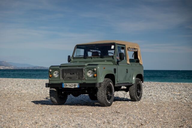 1991 LAND ROVER DEFENDER 90 200TDI LHD (Free USA Delivery & Escrow Available) 1991 Land Rover Defender