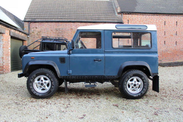1980 Land Rover Defender County Station Wagon - photo 5