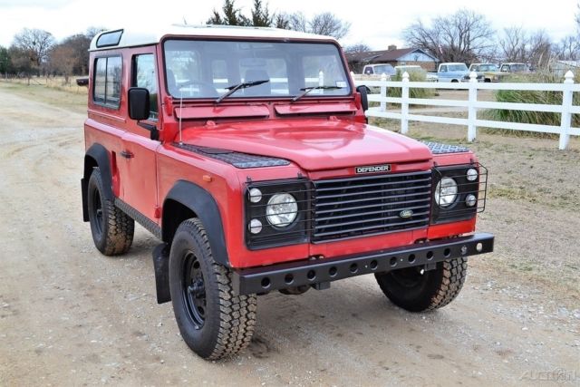 1900 Land Rover Defender Defender 90 - photo 5