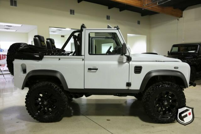 1991 Land Rover Defender 90 - photo 3