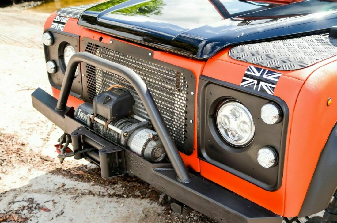 1991 Land Rover Defender 110 - photo 2