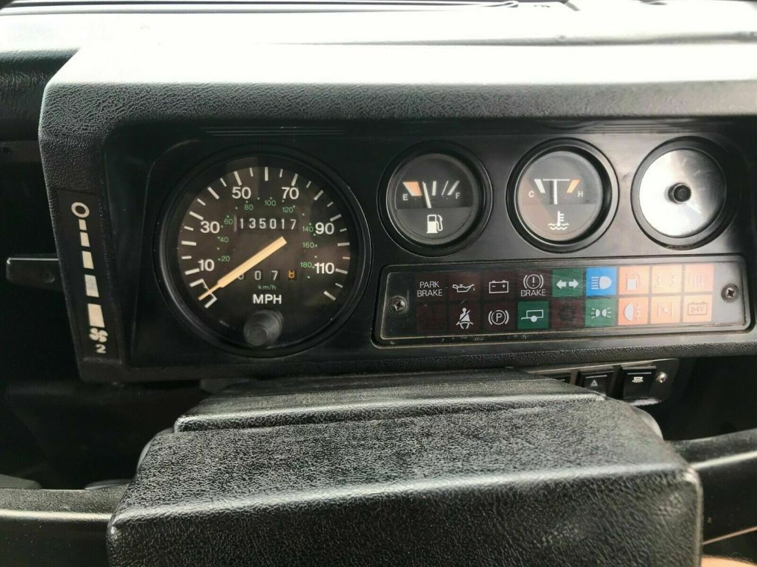 1991 Land Rover Defender 110 - photo 9