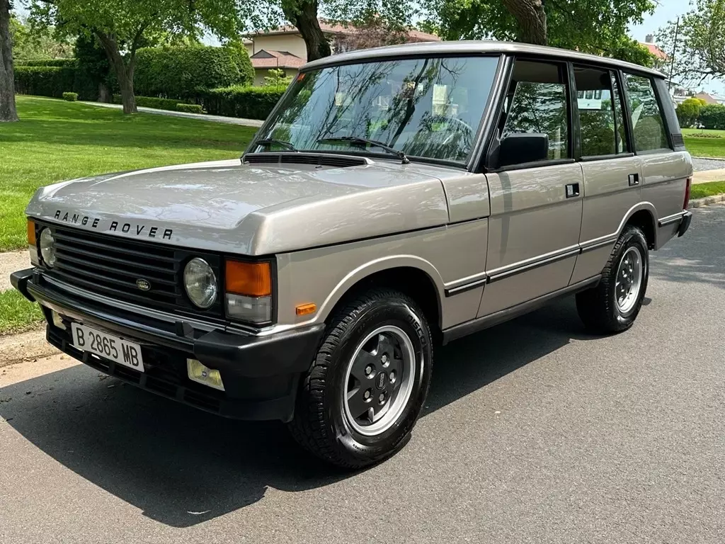 1991 Land Rover Range Rover 57250 Miles,Aspen Silver SUV 3.9L V8 1991 Land Rover Range Rover Vogue SE