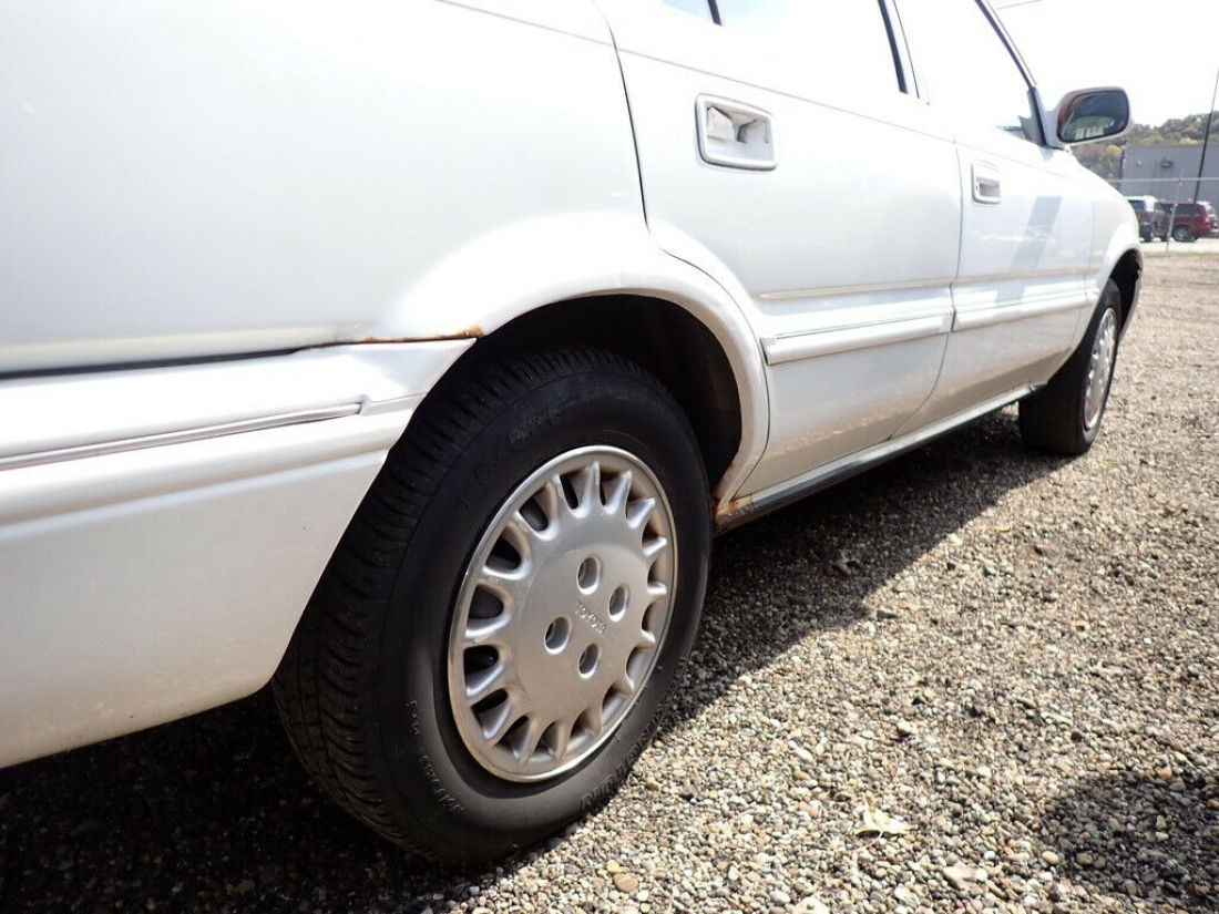 1991 Toyota Corolla LE - photo 12