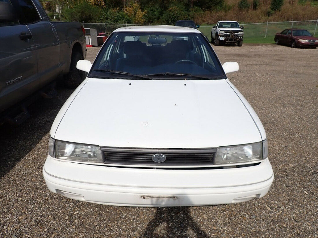1991 Toyota Corolla LE - photo 3