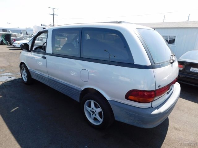 1991 Toyota Previa LE - photo 3