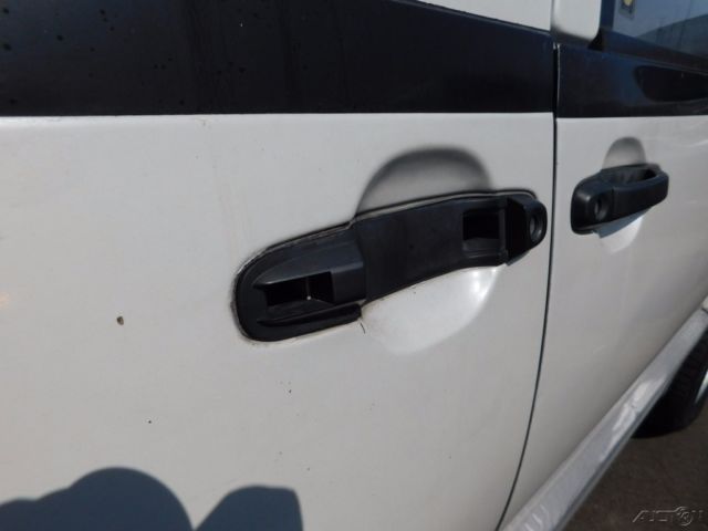 1991 Toyota Previa LE - photo 9