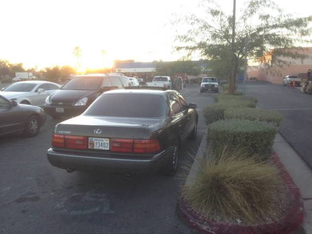 1991 Lexus LS Base Sedan 4-Door - photo 12