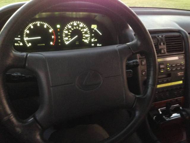 1991 Lexus LS Base Sedan 4-Door - photo 9