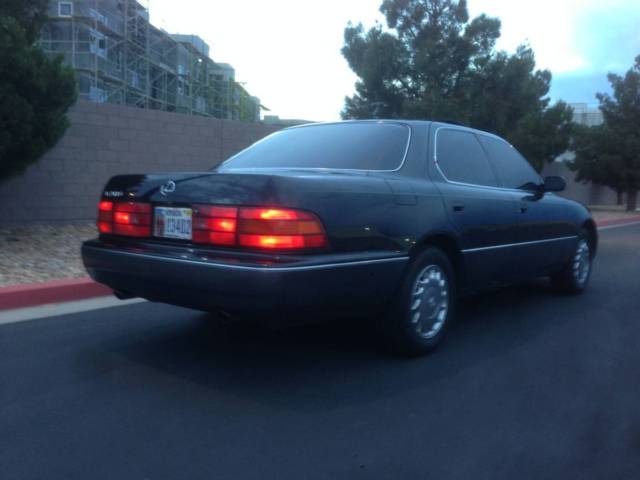 1991 Lexus LS Base Sedan 4-Door - photo 4