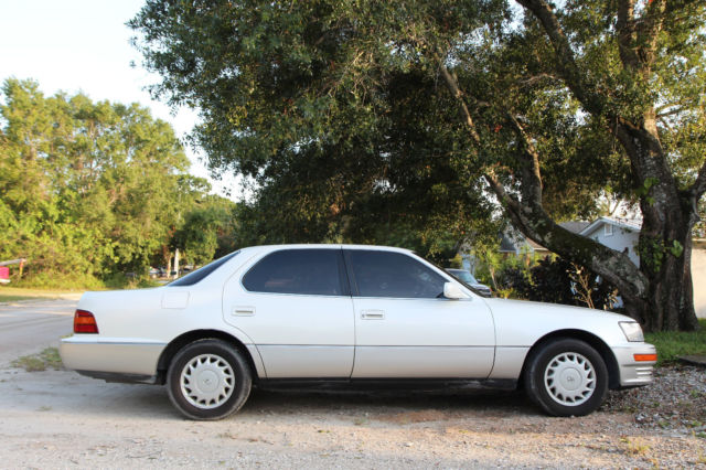 1991 Lexus LS - photo 6