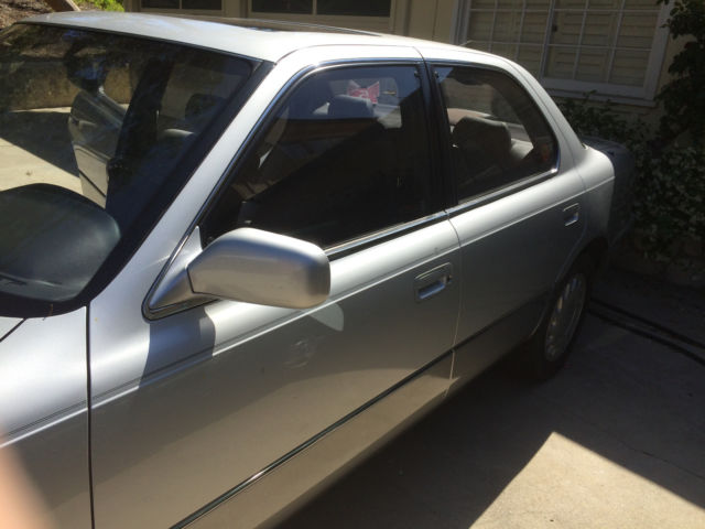 1991 Lexus LS - photo 3