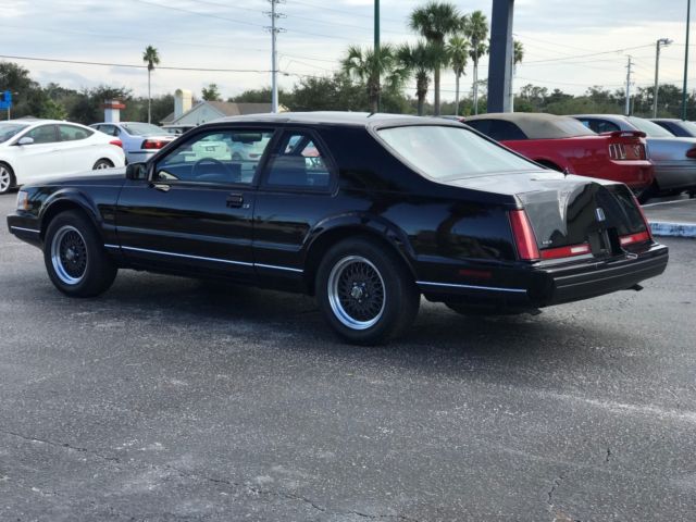 1991 Lincoln Mark Series - photo 2