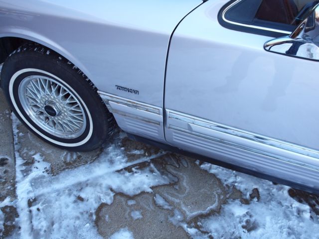 1991 Lincoln Town Car - photo 7