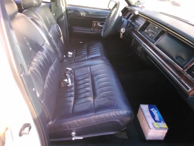 1991 Lincoln Town Car - photo 4