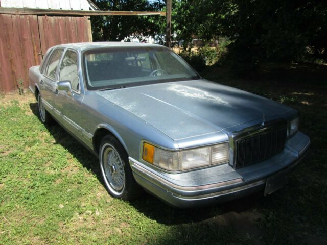 1991 Lincoln Town Car Executive Series 86,375 Miles Runs & Drives Barn Find 1991 Lincoln Town Car