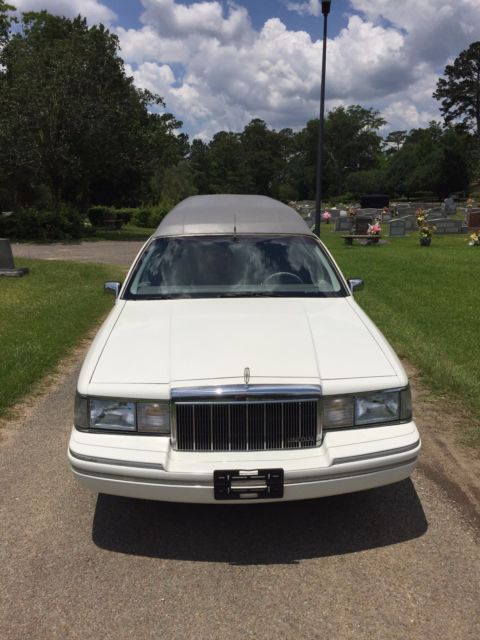1991 Lincoln Town Car Hearse - photo 4