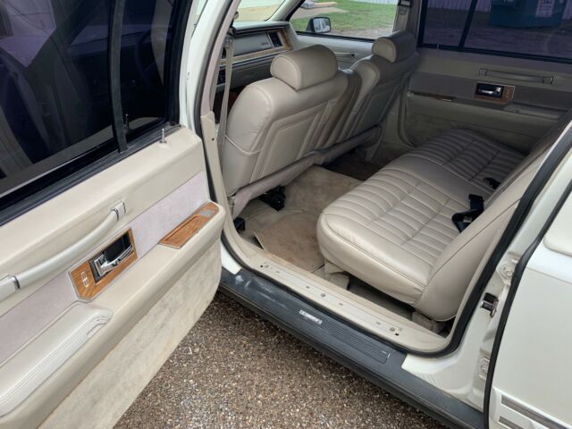 1991 Lincoln Town Car Town Car - photo 5