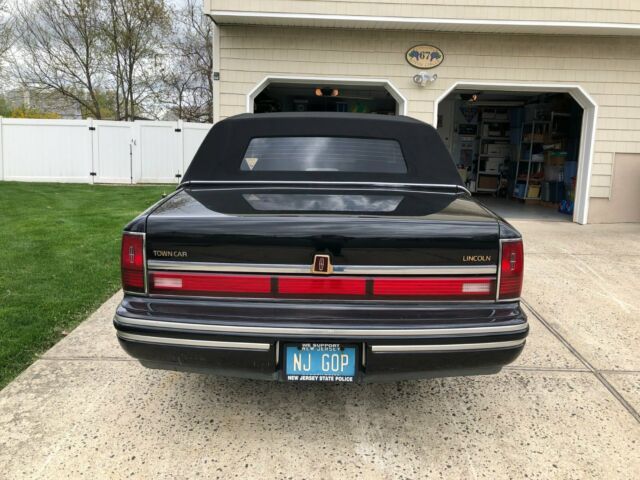 1991 Lincoln Town Car - photo 5