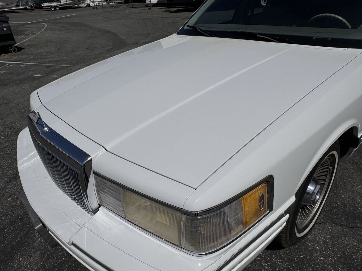 1991 Lincoln Town Car EXECUTIVE - photo 8