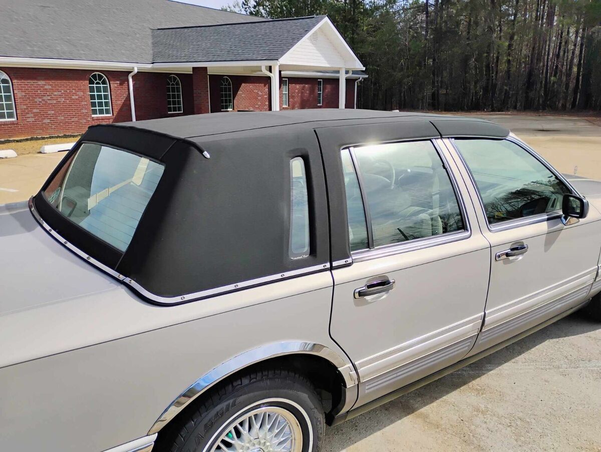 1991 Lincoln Town Car SIGNATURE - photo 8