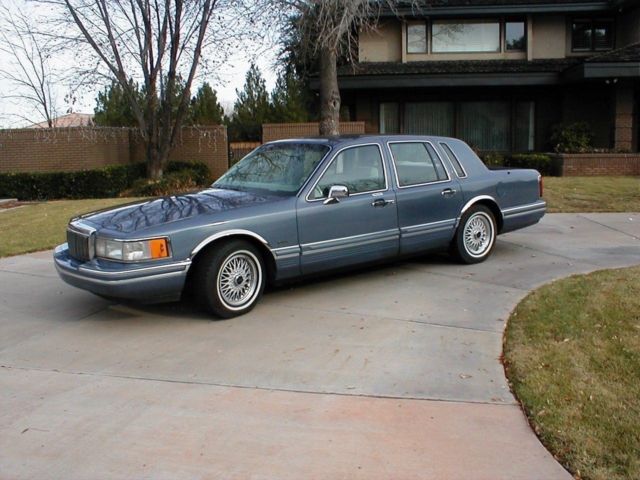 1991 Lincoln Town Car