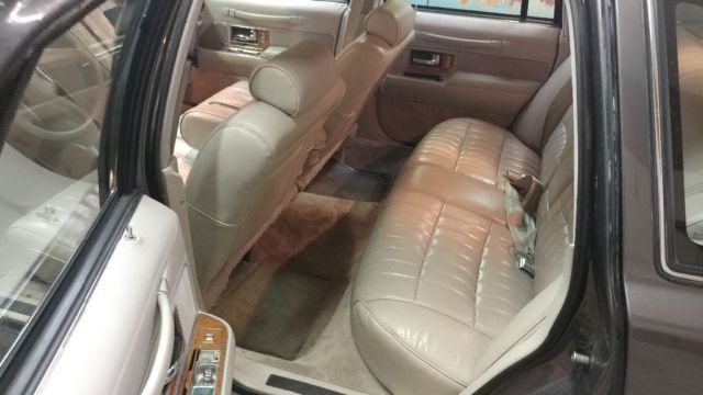 1991 Lincoln Town Car - photo 3