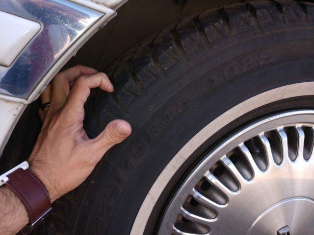 1991 Lincoln Town Car - photo 8
