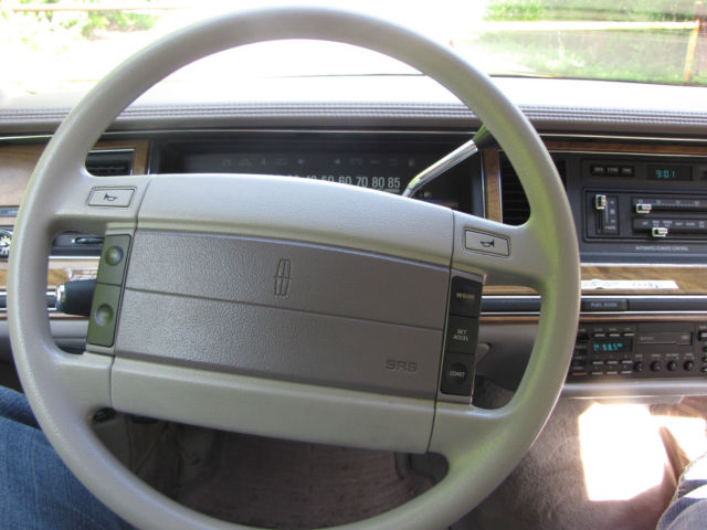 1991 Lincoln Town Car limousine - photo 12