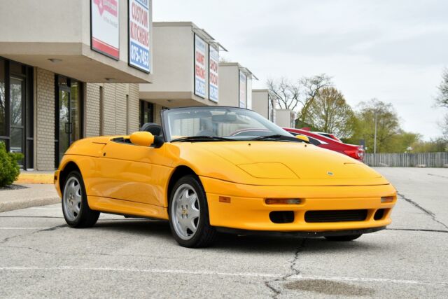 1991 Lotus Elan 105,116 Miles Norfolk Mustard (Yellow) Manual 1991 Lotus Elan --
