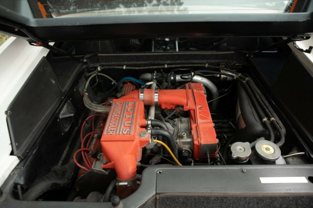 1991 Lotus Esprit - photo 6