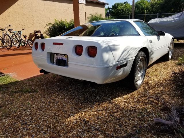 1991 Chevrolet Corvette - photo 2