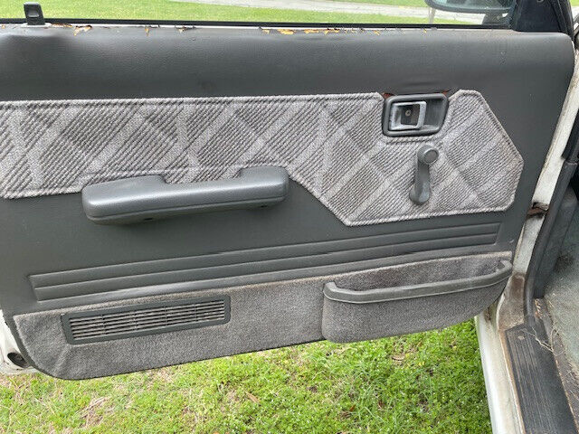 1991 Mazda B-Series Pickups - photo 9