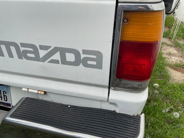 1991 Mazda B-Series Pickups - photo 7