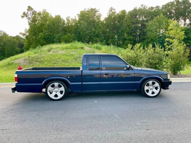 1991 Mazda B-Series Pickups CAB PLUS