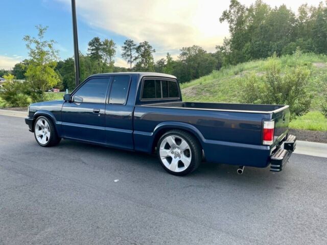 1991 Mazda B-Series Pickups CAB PLUS - photo 3