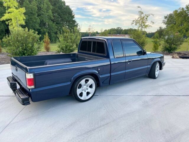 1991 Mazda B-Series Pickups CAB PLUS - photo 4